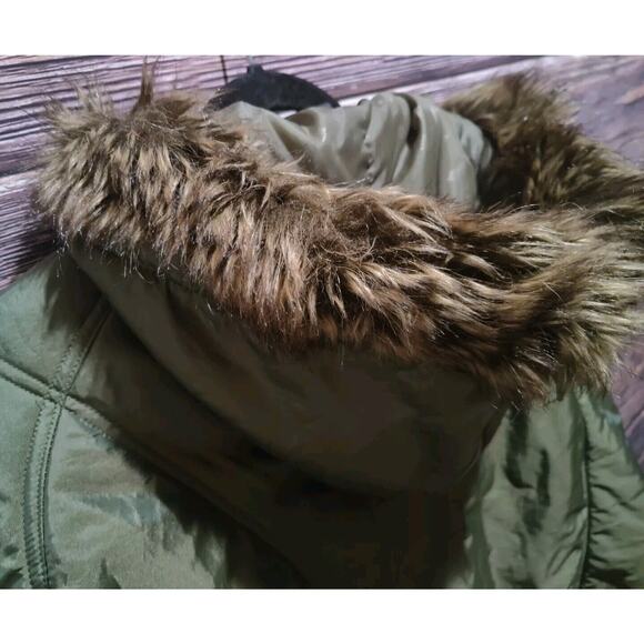 Mecca Femme Poncho Vest with Fur Parka - Picture 9 of 14